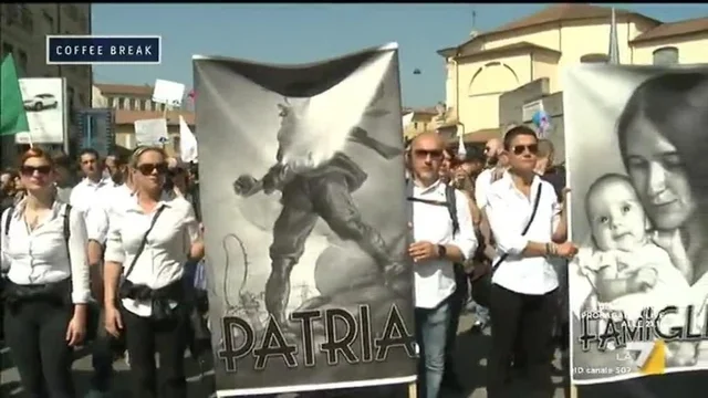 Congresso delle Famiglie a Verona, manifestazione e contromanifestazione