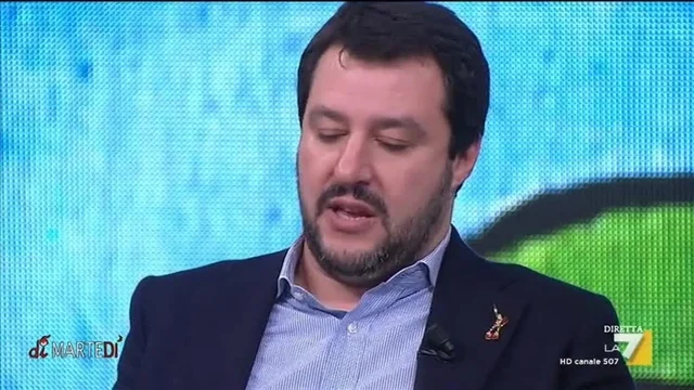 L'intervista al segretario della Lega Salvini sulla sconfitta di Renzi al referendum