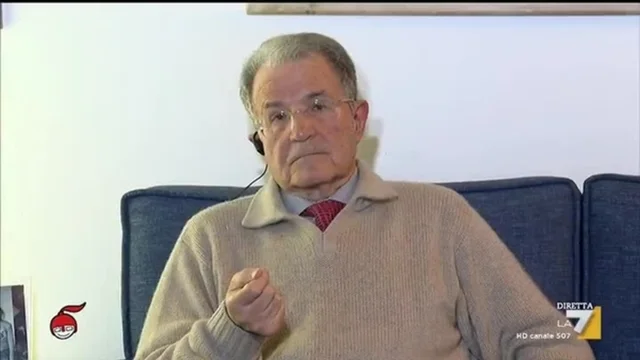 Coronavirus, Romano Prodi: "Non possiamo pretendere di essere come la Cina, loro sono uno Stato autoritario"