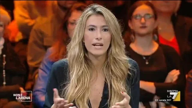 Massimo Giletti sul caso Argento - Bennett domanda ai propri ospiti: 'chi mente?'