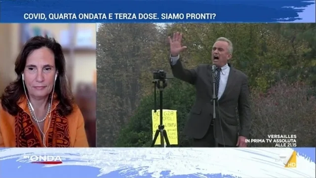 Bob Kennedy sul palco dei No Green pass di Milano: "Se fate il vaccino avete il 500% in più di probabilità di morire d'infarto"