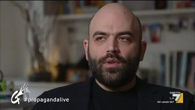 Propaganda Live - Roberto Saviano commenta i silenzi della politica dopo i fatti di Macerata