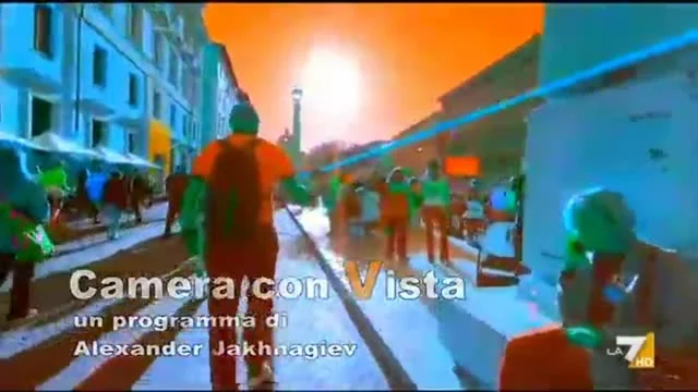 Camera con vista del 27/7/2025