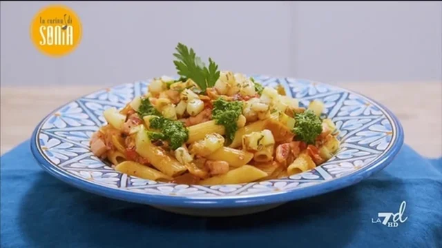 Penne senza glutine al ragù di polpo, salsa al prezzemolo e patate