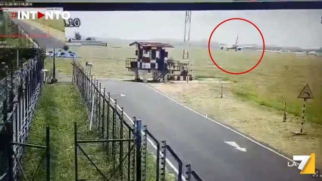Schianto del volo Air India: il video mostra il decollo difficoltoso prima dell'impatto
