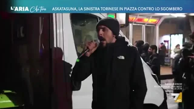 Askatasuna, sgomberato il centro sociale di Torino