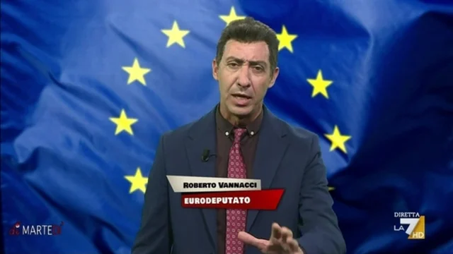 Vannacci (secondo Luca e Paolo): "Violenze inaudite in Europa, Macron si è beccato una cinquina dalla moglie..."