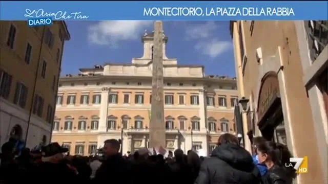 L'Aria Che Tira - Diario