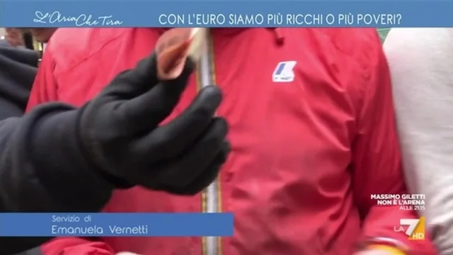 Con l'euro siamo più ricchi o più poveri?