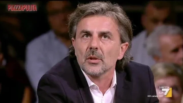 Pietro Calabrese (M5S): "Ama quando raccoglie non ha gli impianti dove portare i rifiuti"