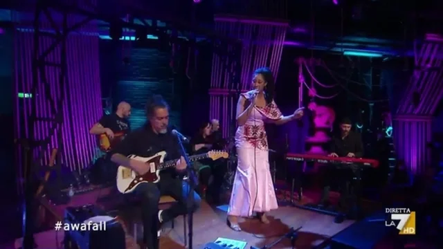 Awa Fall a Propaganda Live reinterpreta All That She Wants, degli Ace Of Base