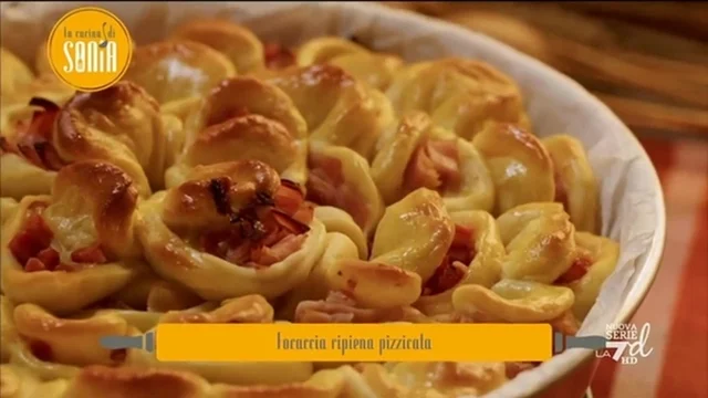 Focaccia ripiena pizzicata