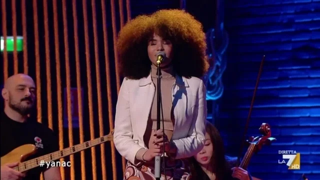 "I will survive" con la voce di Yana C. a Propaganda Live