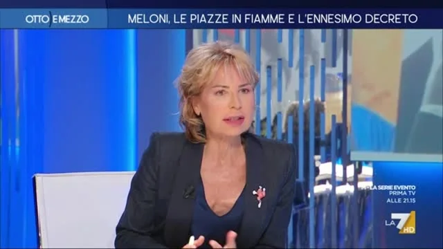 Campo largo, l'affondo di Cacciari: "Dovrebbe dire: i soldi per il riarmo li metto nei servizi sociali"
