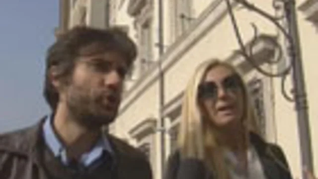 La politica assediata nel palazzo