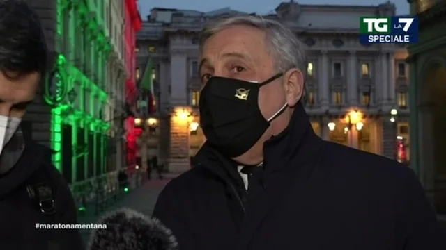Crisi, Antonio Tajani duro sul governo: "Operazione goffa, anche con uno sgarbo istituzionale"