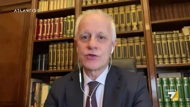 Ucraina, l'intervista a Luciano Fontana: "Russi in difficoltà, numerose le perdite. Con Mariupol in mano Putin potrebbe trattare. Serve una nuova Yalta"