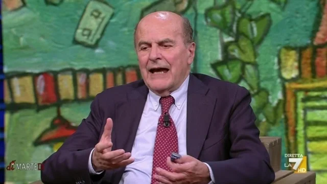 Bersani: “Caro La Russa, questi referendum caricano la molla”