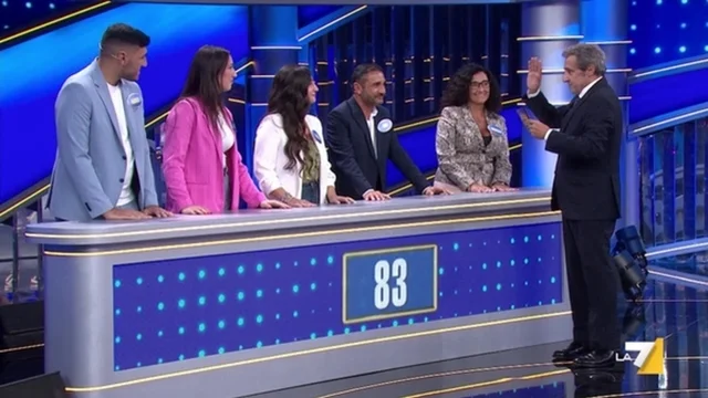 Il messaggio di Flavio Insinna per Stefano De Martino e Amadeus