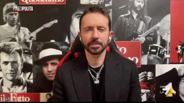 “Meloni sta facendo un restyling, non è cambiato nulla” - L’intervista ad Andrea Scanzi
