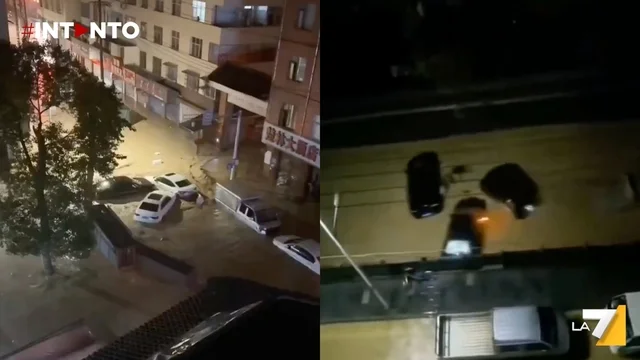 Cina, inondazioni a Xianfeng: pioggia di un mese in 12 ore, 18mila evacuati