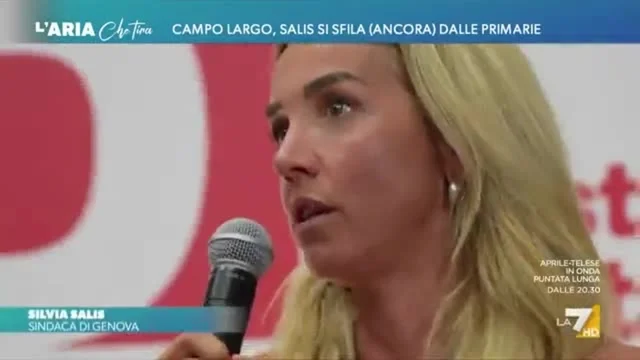 Campo largo, Salis si sfila dalle primarie