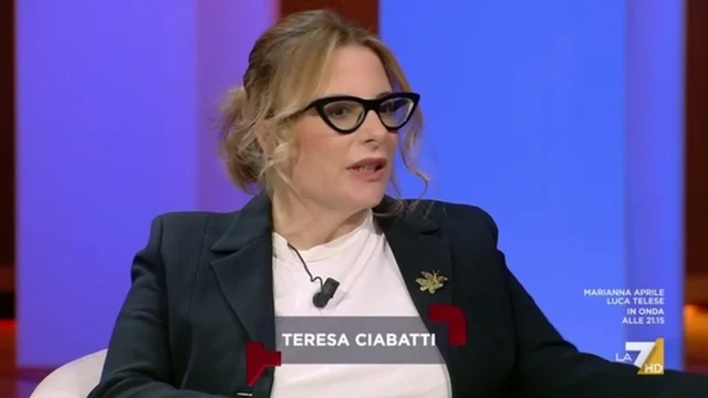 Tra Giorgia Meloni ed Elly Schlein chi è più cattiva? Teresa Ciabatti: "Questa è facile"