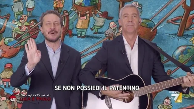 25 aprile, la canzone di Luca e Paolo: "Ci vuole un fisico allineato"