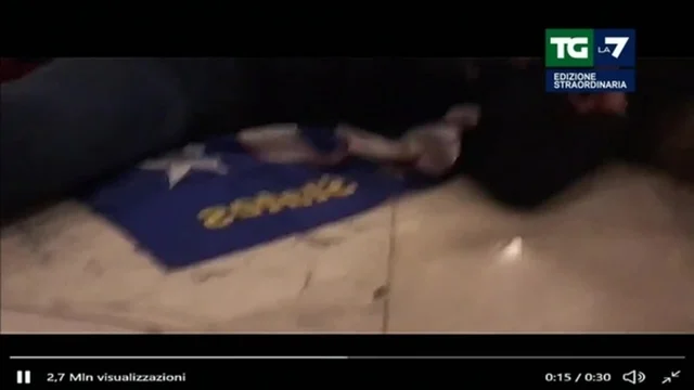 Assalto al Congresso USA, il video del colpo d'arma da fuoco: morta una donna