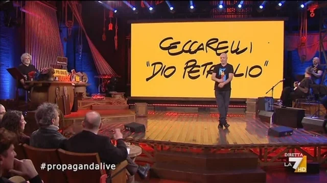 Filippo Ceccarelli racconta il 'Dio petrolio'