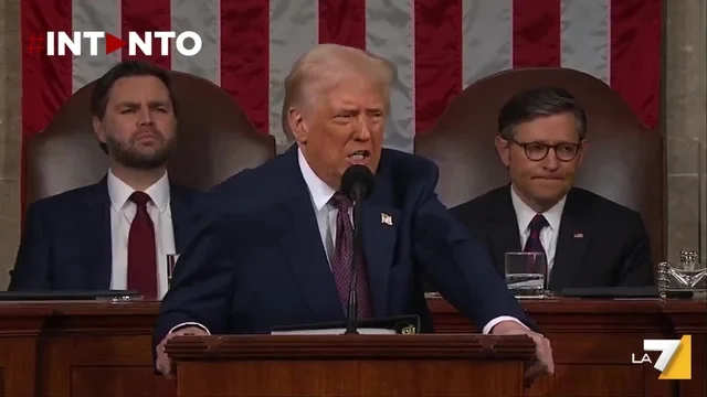 Trump rivela la lettera di Zelensky: pronta la disponibilità a negoziare per la pace, ma niente accordo sui minerali con l'Ucraina