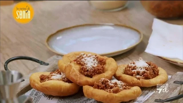 Kniekiechl salati con ragù