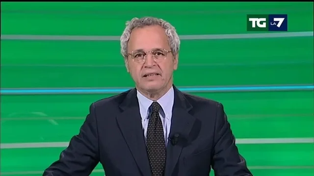 Nave Diciotti - Enrico Mentana: 'Non può essere in nessun caso un Ministro a decidere chi può essere ammanettato'