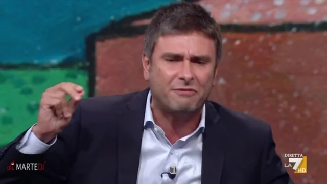 Ucraina, lo sfogo di Di Battista: "Da mesi alcuni politici raccontano cazzate". Poi contro la Meloni: "Si è messa sull'attenti"