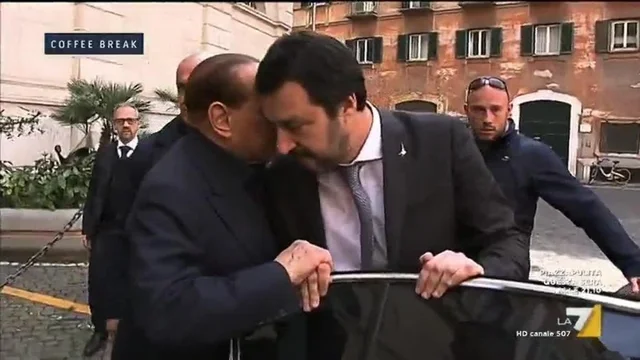 E alla fine Silvio Berlusconi ha ceduto a un governo Lega - M5S