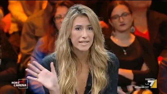 Annalisa Chirico sul caso Argento - Bennett: 'non sono credibili'