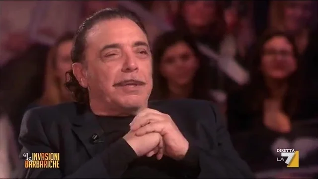 Nino Frassica racconta una puntata di Pomeriggio 5