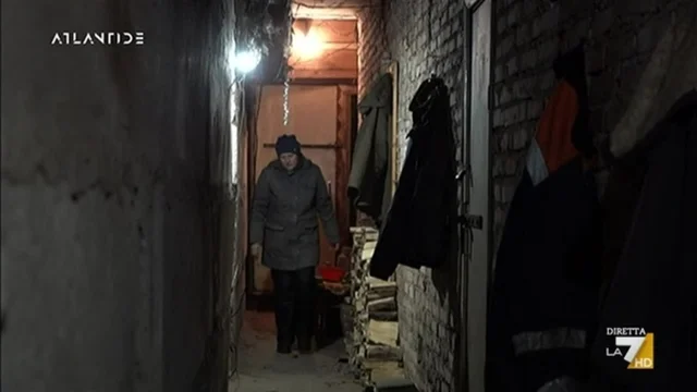 Ucraina, la vita delle persone negli scantinati