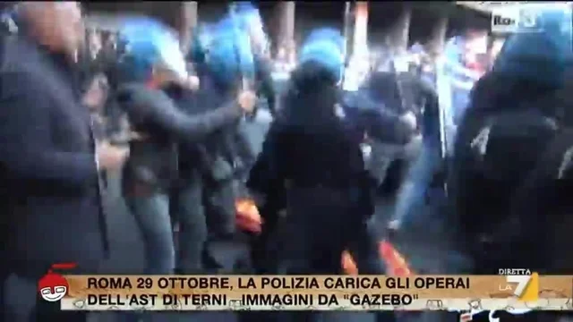 Tensioni, scontri e sindacato