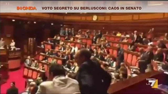 Voto segreto su Berlusconi: caos in Senato