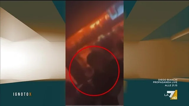 Cran Montana, Jessica Moretti smentita da un video inedito: “Ha abbandonato il locale durante l’incendio”