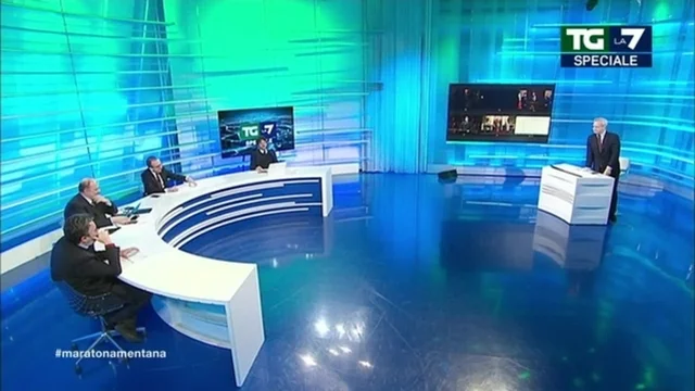 Scambio di metafore calcistiche tra De Angelis e Mentana: "Renzi ha vinto con una goleada", "Arabia Saudita batte Thailandia 4 a 0"