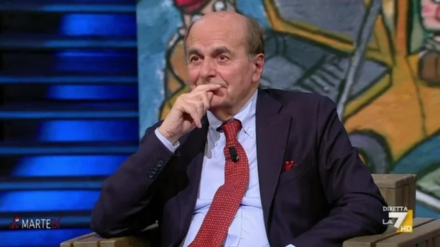 Bersani: “Meloni ha preso i soldi dalla povertà e dall’Irpef per finanziare la manovra”