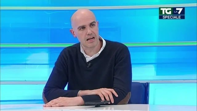 Ucraina, Dario Fabbri: "La Russia avrebbe dato 5 mila sterline a 15 mila soldati mediorientali per combattere"