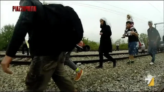 In viaggio con i profughi, attraverso i muri dell'Europa - I parte