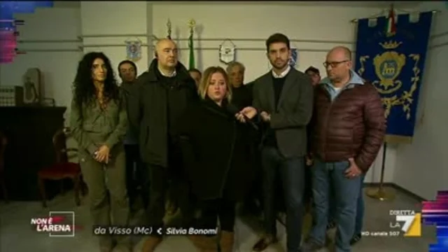 Silvia Bonomi vive in un container: 'Il freddo mi spaventa'