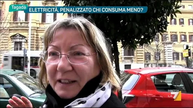 Elettricità, penalizzato chi consuma di meno?