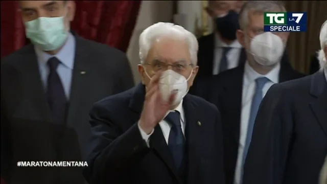 Quirinale, Sergio Mattarella conclude la prima tornata di consultazioni: il saluto ai giornalisti