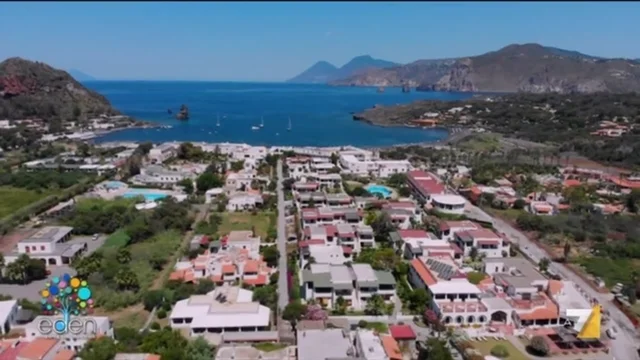 Le isole Eolie - le viti di James Stevenson a Vulcano