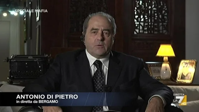 Antonio Di Pietro: "Borsellino poteva essere fermato solo in due modi, o da una bomba o da un altro magistrato"